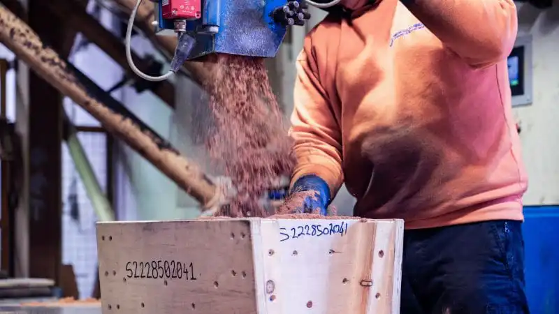 Metal sand casting